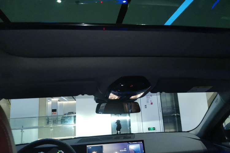 Used BMW 5 Series 2024 530Li Leading Model M Sport Package