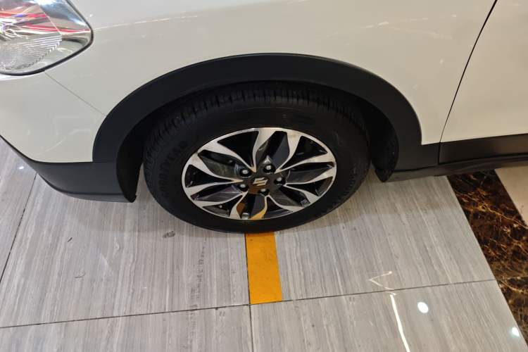 Used Suzuki Vitara S-Cross 2017 1.6L CVT Two-Wheel Drive Urban Fashion Model