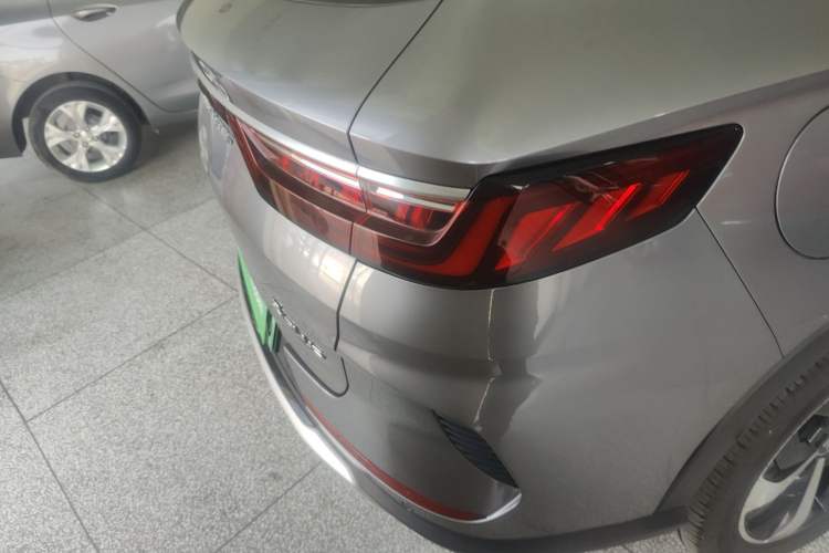 Used BYD Song PLUS New Energy 2021 DM-i 110KM Flagship Model
