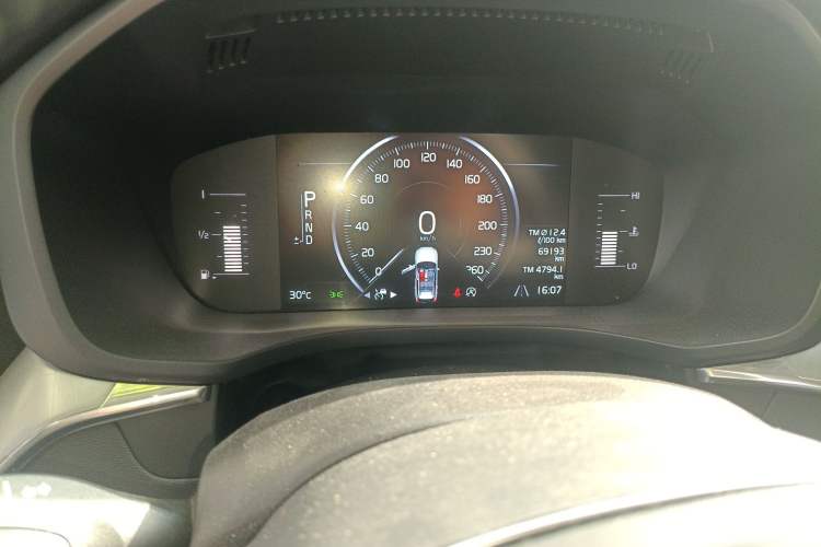 Used Volvo XC60 2020 T5 4x4 Zhiyi Luxury Edition