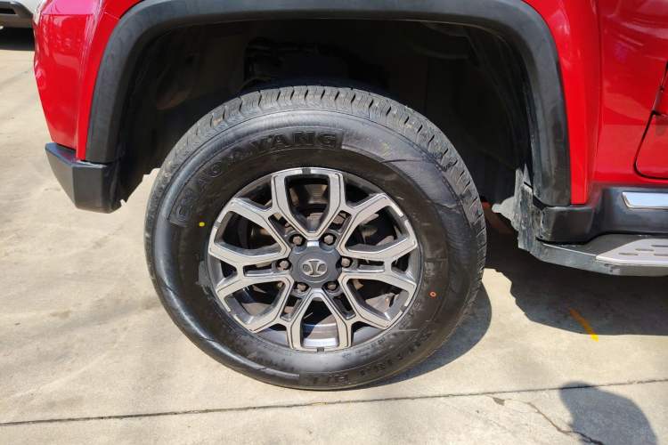 Used BAIC Off-Road BJ40 2019 2.3T Automatic Four-Wheel Drive Urban Hunter Edition Premium Model China VI Emission Standard