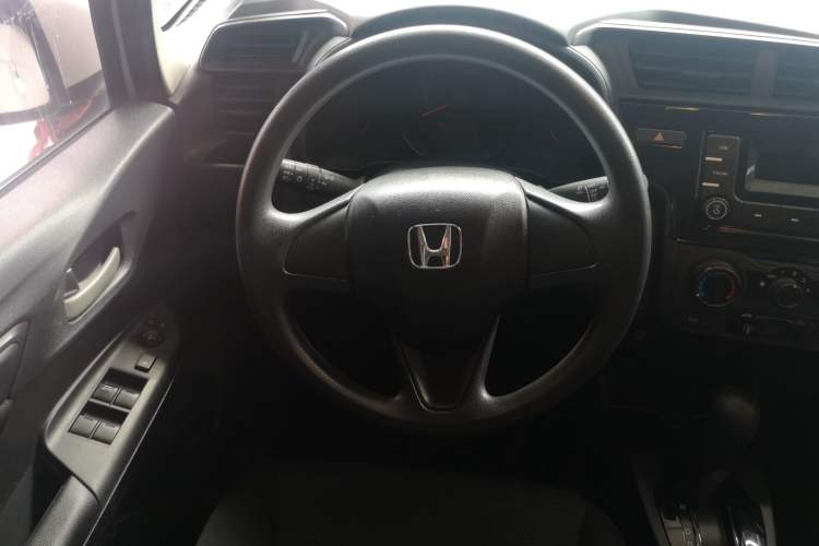 Used Honda Fit 2018 1.5L CVT Comfort Sunroof Version Steering Wheel