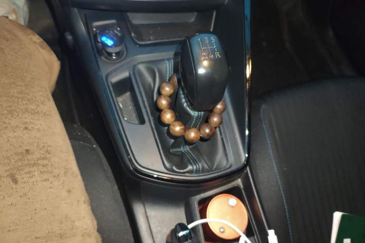 Used Peugeot 308 2019 1.6L Manual Fashion Edition China V Standard Gear Lever