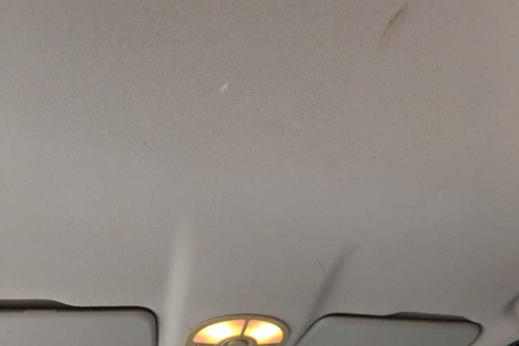 Used FAW Yingzhi 737 2015 1.5L Manual Elite Edition
