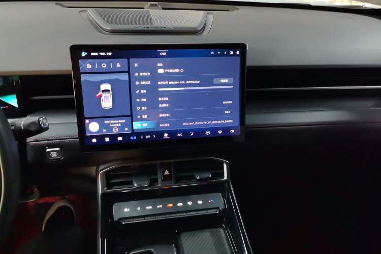 Used JETOUR Dashing 2025 1.5T DCT Luxury Edition
