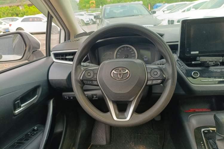 Used Toyota Corolla 2021 Dual-Motor 1.8L E-CVT Elite Edition Steering Wheel