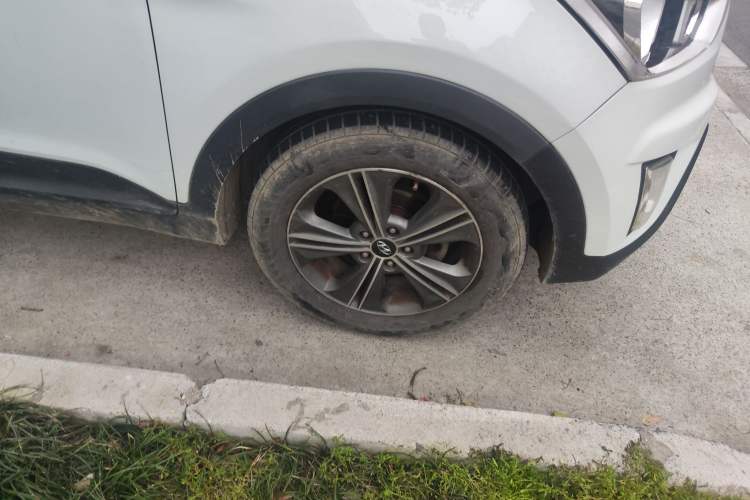 Used Hyundai ix25 2015 1.6L Automatic Two-Wheel Drive Smart GLS Trim
