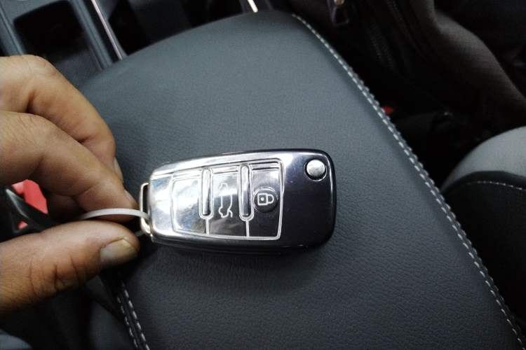 Used Audi Q3 2023 35 TFSI Fashion Dynamic Model (1.4T) Vehicle Key