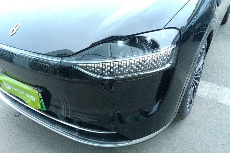 Used Hima AITO M9 2025 Extended-Range Max Version 52 kWh 6-Seater Edition Left Front Headlight