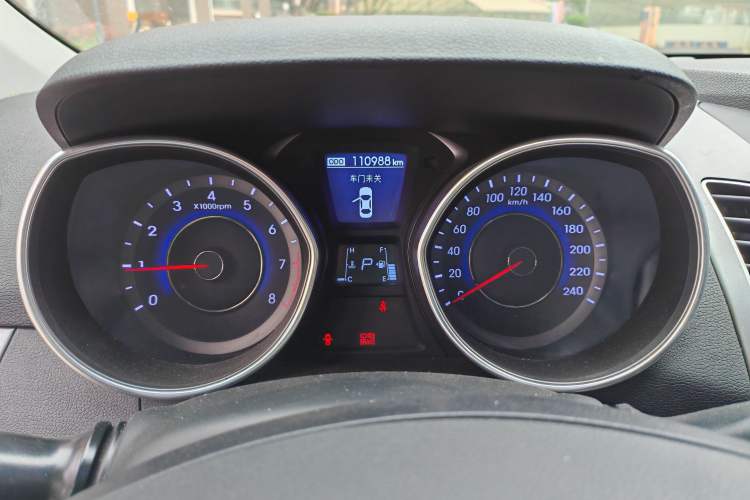 Used Hyundai Elantra (5th Generation / Langdong) 2015 1.6L Automatic Luxury Model Instrument Cluster