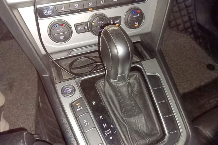 Used Volkswagen Variant 2018 380TSI Two-Wheel Drive Comfort Edition