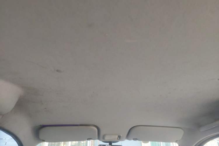 Used Wuling Rongguang V 2015 1.5L Base Version
