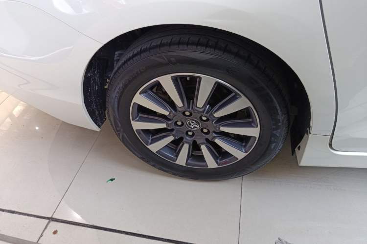 Used Toyota Sienna 2016 3.5L Two-Wheel Drive 7-Seater Parallel Import
