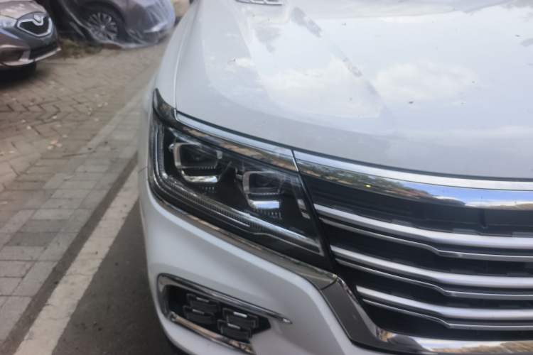 Used Roewe RX8 2018 30T Smart Connectivity Two-Wheel Drive Supreme Edition