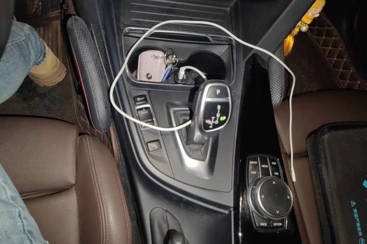 Used BMW 3 Series 2018 320Li Leading Model M Sport Package Gear Lever