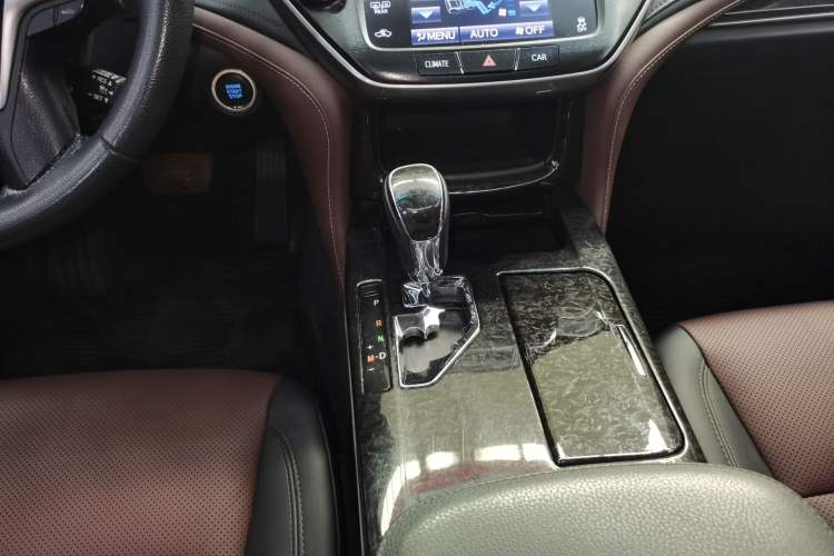 Used Toyota Crown 2018 2.0T Sport Edition
