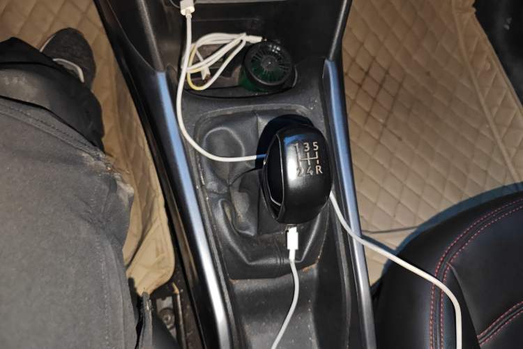 Used Peugeot 2008 2014 1.6L Manual Fashion Edition