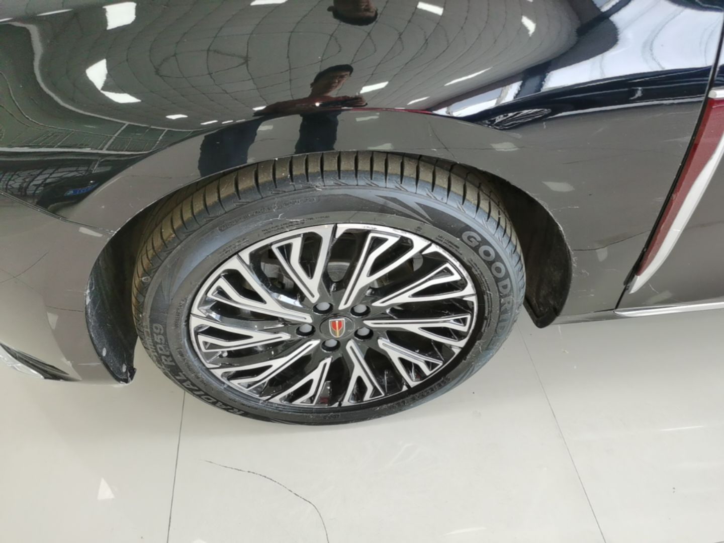 Hongqi H5 2025 2.0T Automatic Flag Edition – 500 000 Units Commemorative Version — снимка 10