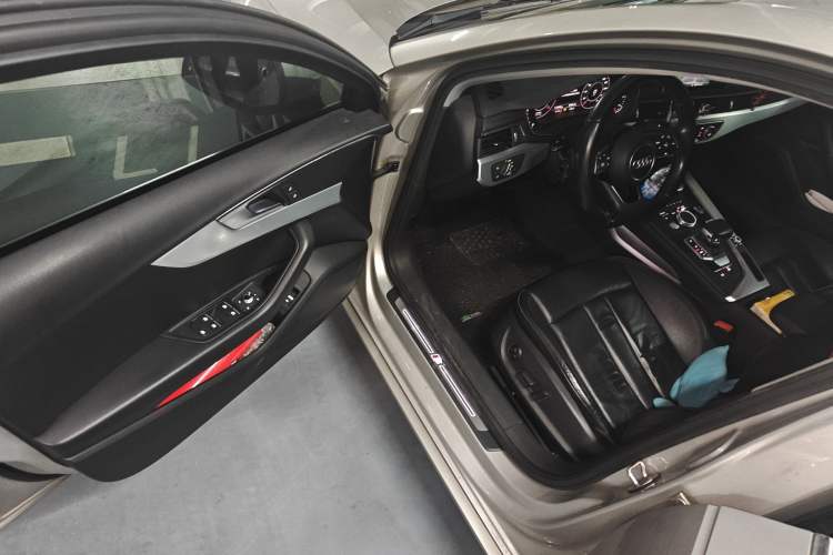 Used Audi A4L 2017 Plus 40 TFSI Sport Model Driver Seat