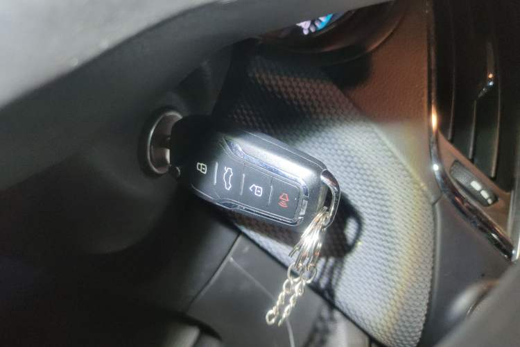 Used Chevrolet Cruze 2017 1.5L Automatic Pioneer Sunroof Edition