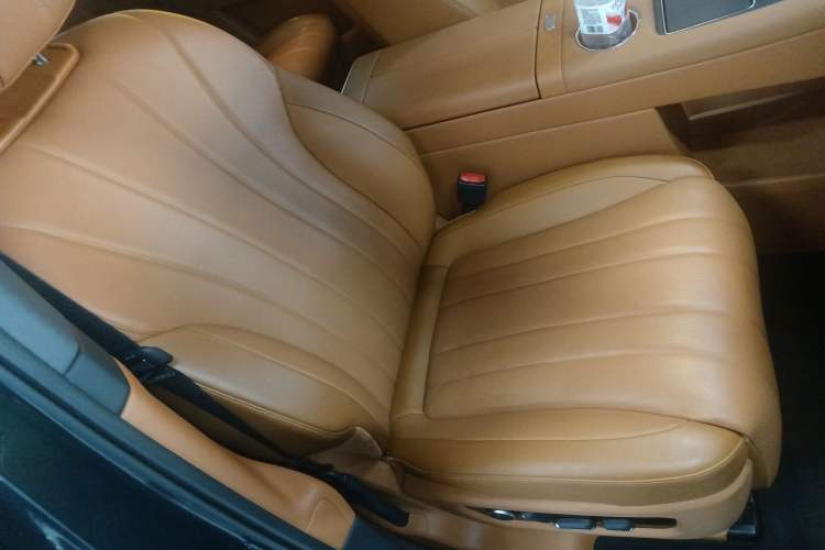 Used Hima AITO M8 2025 Extended-Range Ultra Version 53.4 kWh 6-Seater Edition