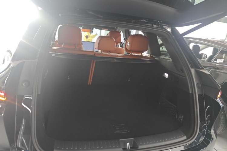 Used Li Auto L6 2025 Pro Smart Refresh Edition
