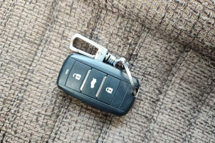 Used CHANGAN CS35 2016 1.6L Manual Luxury Model China V Standard