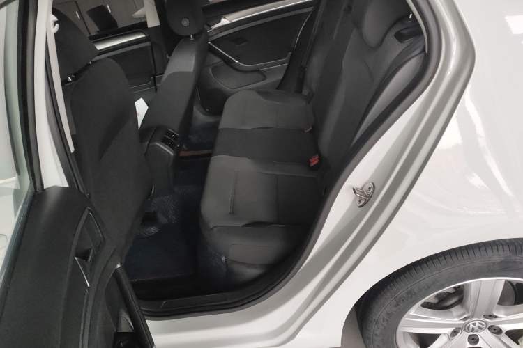 Used Volkswagen Golf 2016 1.6L Automatic Comfort Model