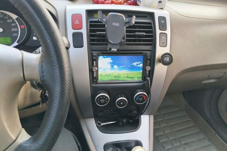 Used Hyundai Tucson 2009 2.0L Manual Two-Wheel Drive Fashion Edition
