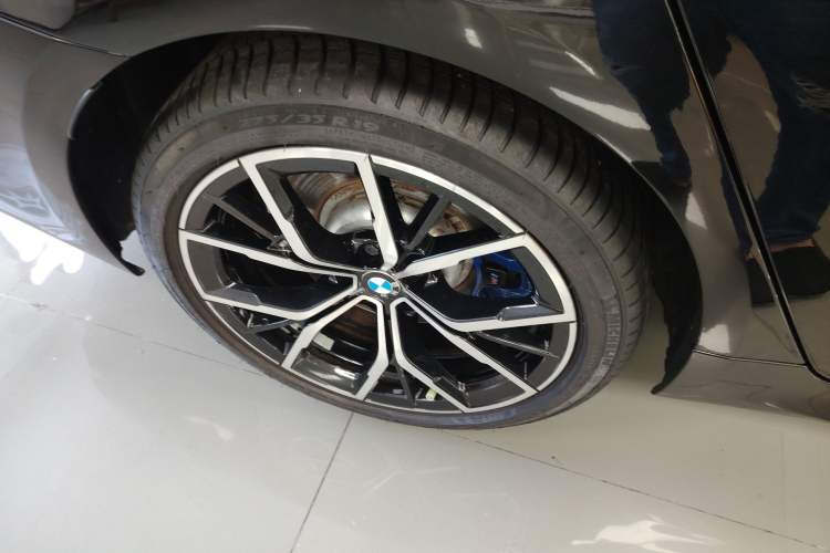 Used BMW 5 Series 2022 Restyled 540i Luxury Edition M Sport Package
