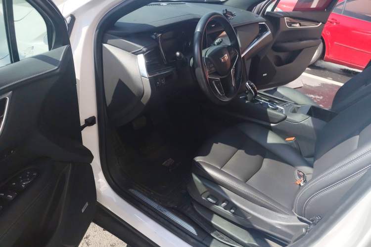 Used Cadillac XT5 2023 2.0T Two-Wheel-Drive Fashion Edition Driver Seat