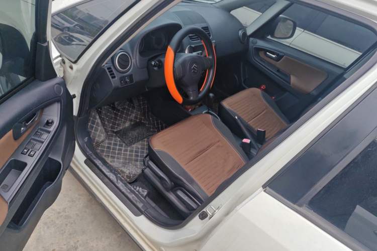 Used Suzuki SX4 2013 1.6L Automatic CoolRide Model Driver Seat