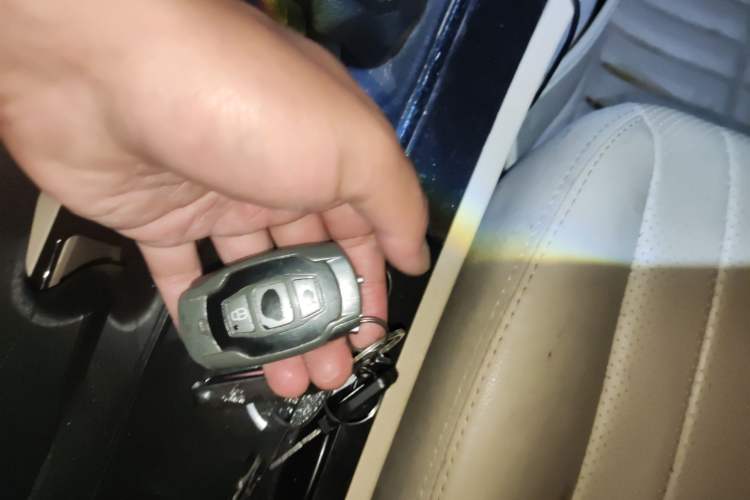 Used BYD G6 2013 1.5TI Manual Luxury Model Vehicle Key