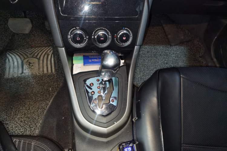 Used Peugeot 408 2013 2.0L Automatic Comfort Edition
