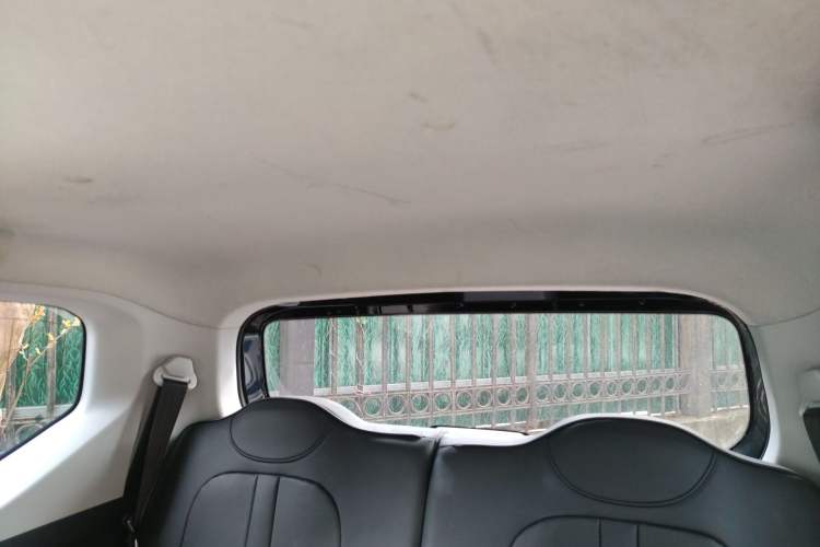 Used Wuling Hongguang MINIEV 2022 GAMEBOY 300km Enthusiast Model with Lithium Iron Phosphate Headliner