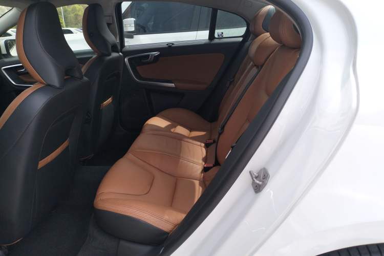 Used Volvo S60 2015 S60L T5 Intelligent Drive Edition Left Rear Seat