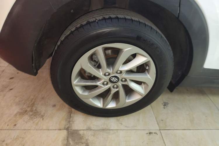 Used Hyundai Tucson 2015 1.6T Dual-Clutch Two-Wheel-Drive Smart Model