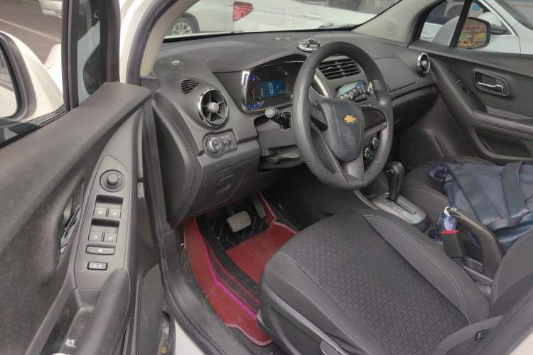 Used Chevrolet Trax 2016 1.4T Automatic Two-Wheel Drive Comfort Version with Sunroof