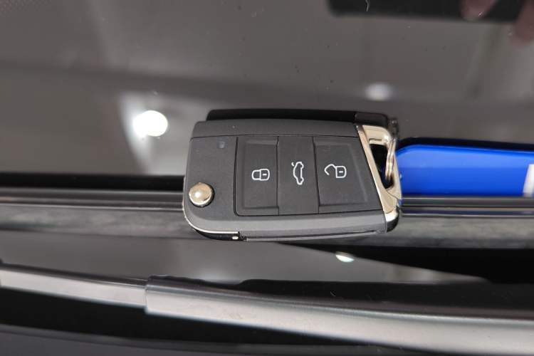 Used Volkswagen Sagitar 2025 Revised 300TSI DSG Excellence Edition