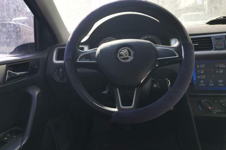 Used Skoda Rapid 2018 1.4L Manual Comfort Edition