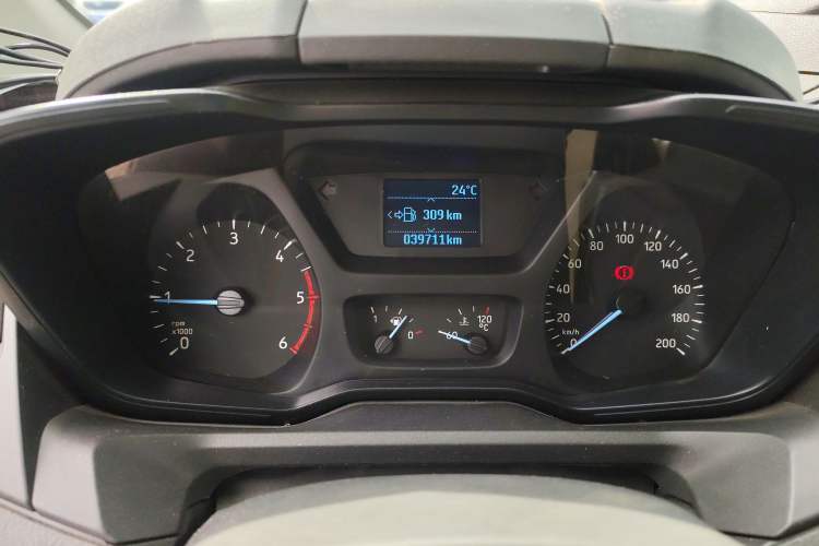 Used Ford Transit 2019 2.0T Diesel Multi-Purpose Commercial Vehicle Mid-Drive Mid-Roof 6-Seater China VI Standard Odometer Close Up