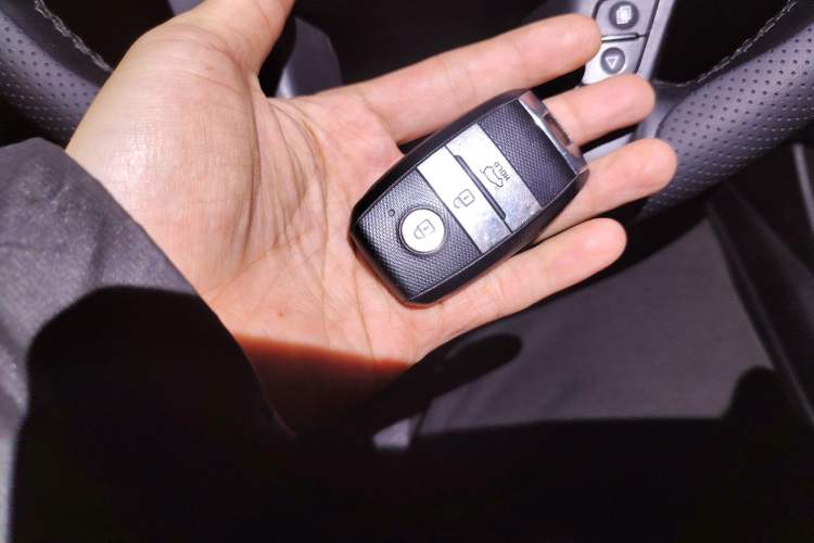 Used Kia Sorento 2013 2.2T 5-Seater Diesel Supreme Edition
