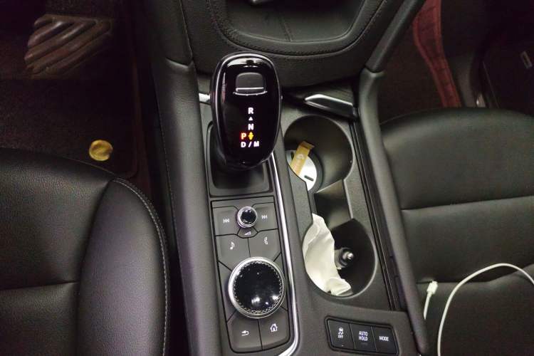 Used Cadillac XT5 2023 2.0T Two-Wheel-Drive Fashion Edition Gear Lever