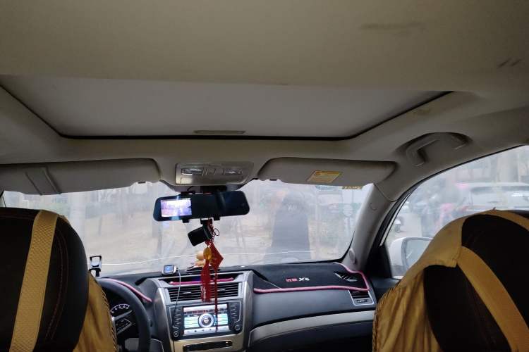 Used Geely Auto GX7 2014 2.0L Automatic Prestige Version China V Standard