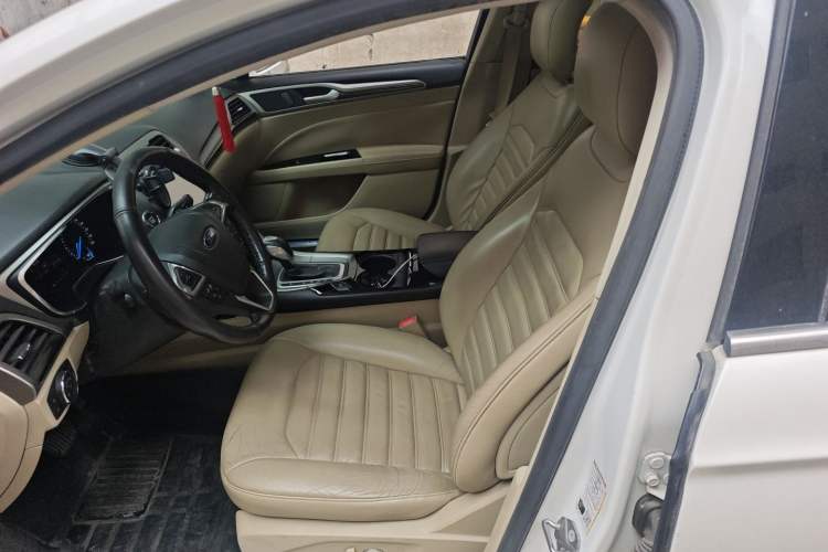 Used Ford Mondeo 2013 2.0L GTDi 200 Fashion Edition