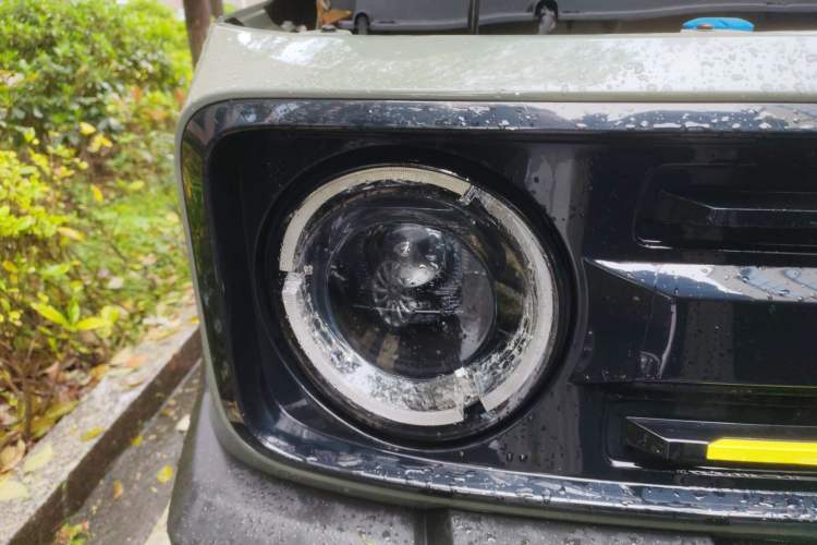 Used Geely Galaxy Panda 2024 200km Panda Rider Right Front Headlight