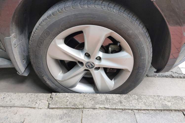 Used Luxgen Great 7 SUV 2014 2.2T Two-Wheel-Drive Smart Version