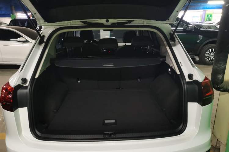 Used Volkswagen Tayron 2020 280TSI Two-Wheel Drive Luxury Connect Edition
