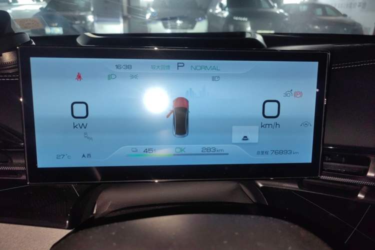 Used BYD Seal 2022 700 km Long-Range Rear-Wheel-Drive Version Instrument Cluster