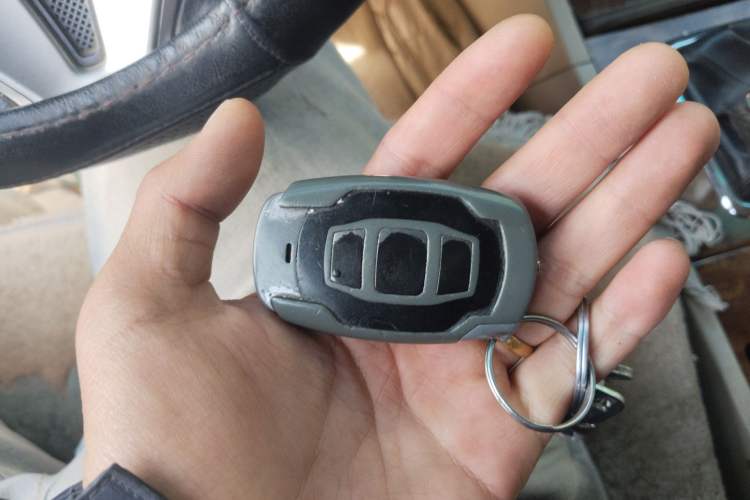 Used BYD G6 2011 2.0L Manual Luxury Version Vehicle Key